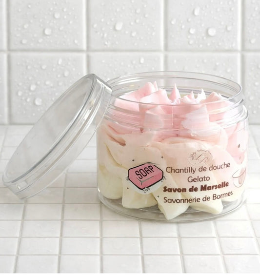 Chantilly de douche et de bain